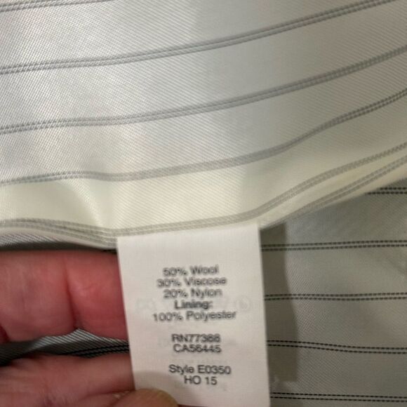 J.Crew Shrunken Fit Women’s Wool Blend Herringbone Classic Blazer. Size 4. - Picture 8 of 8